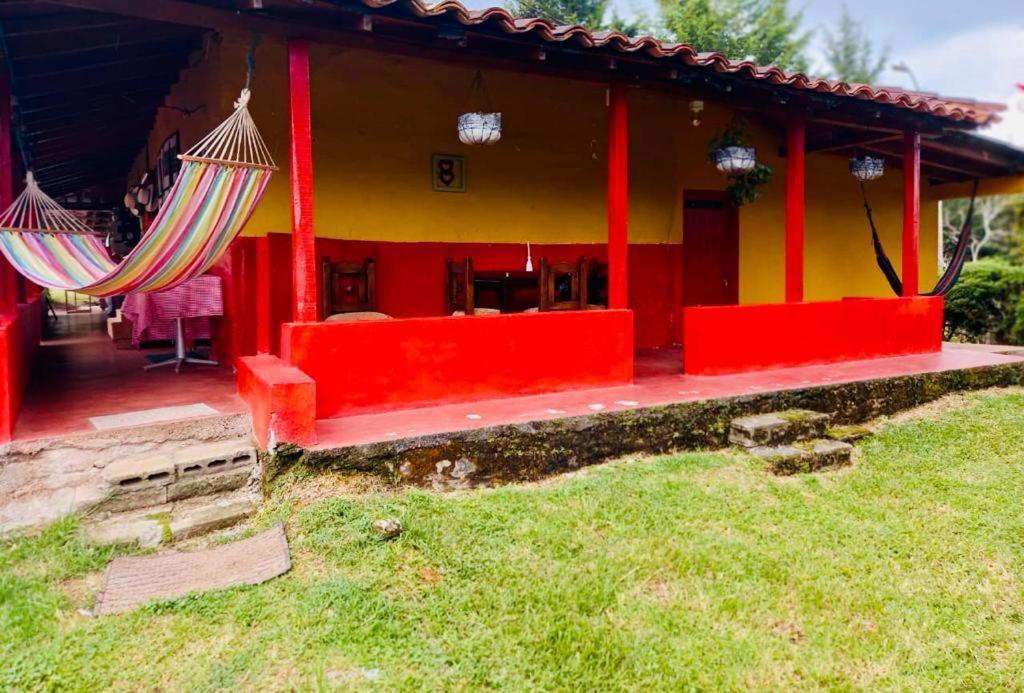 Bed and Breakfast House Guatapé Exterior foto